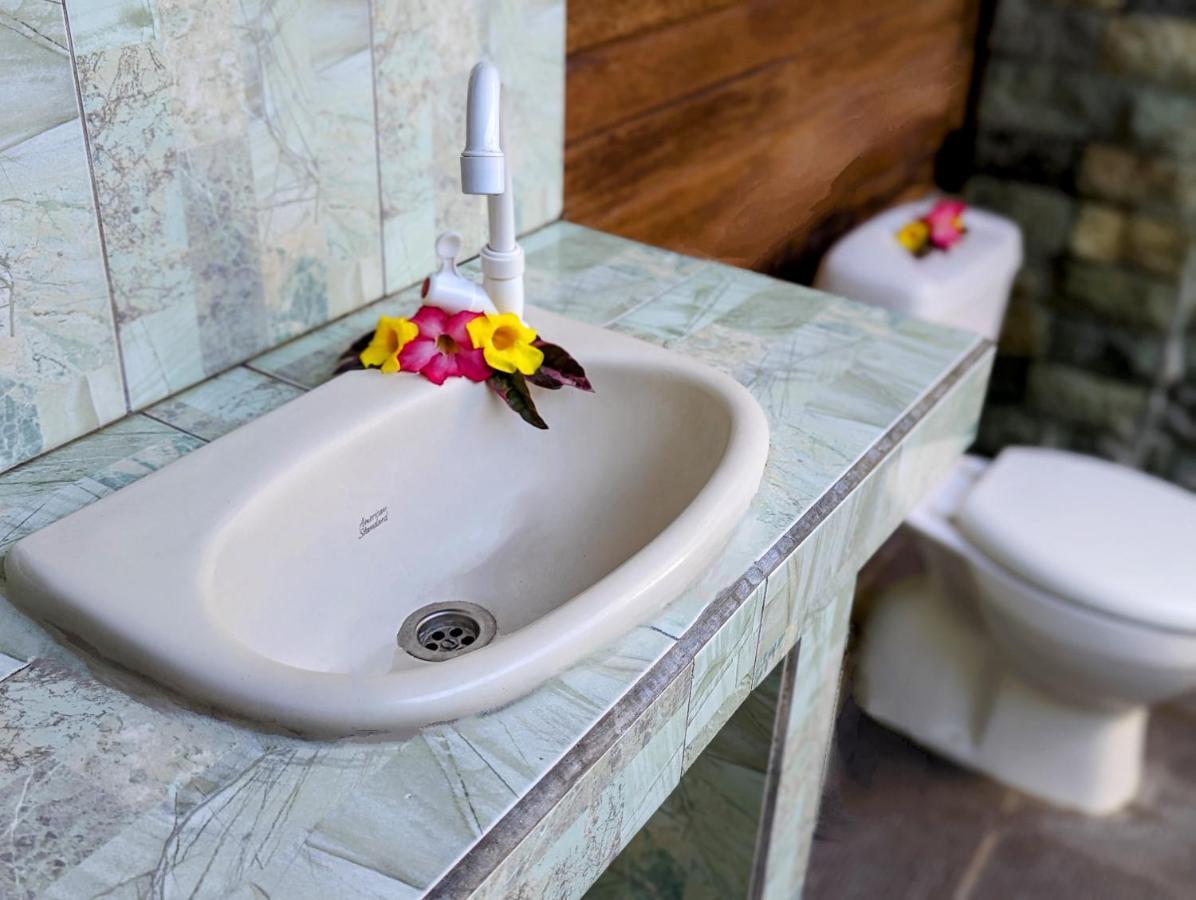 Rigils Lembongan Bungalow Buitenkant foto