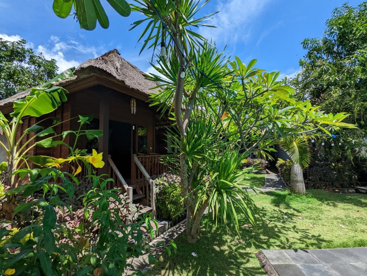 Rigils Lembongan Bungalow Buitenkant foto